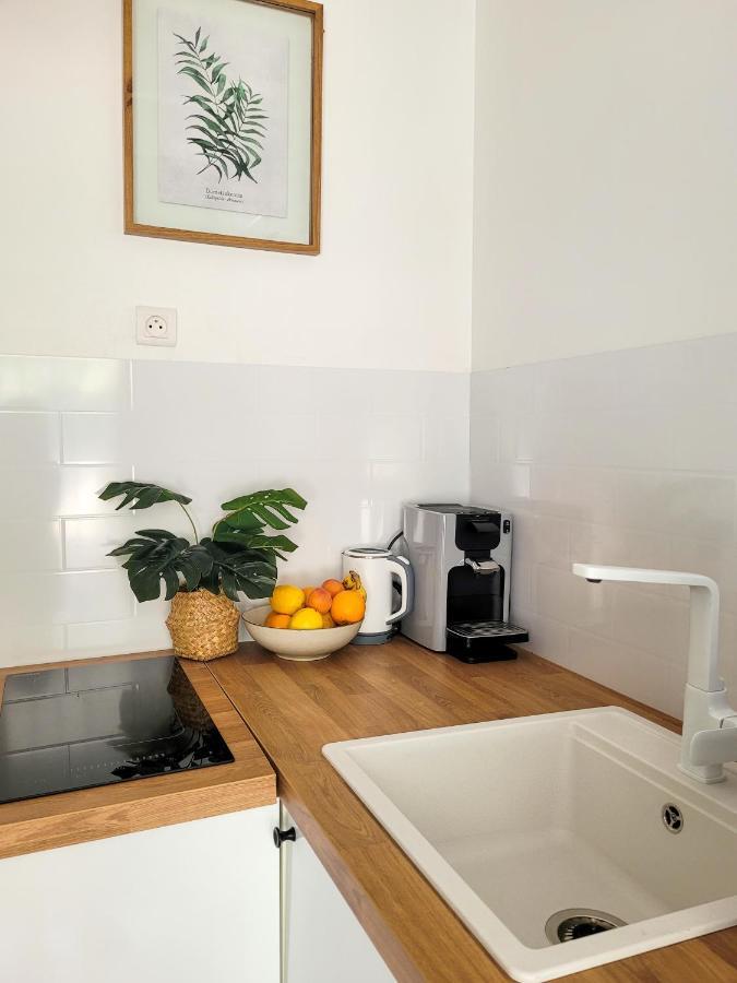 Studio Double Climatise Avec Terrasse - Proche Tram & Centre มงต์เปอลิเยร์ ภายนอก รูปภาพ